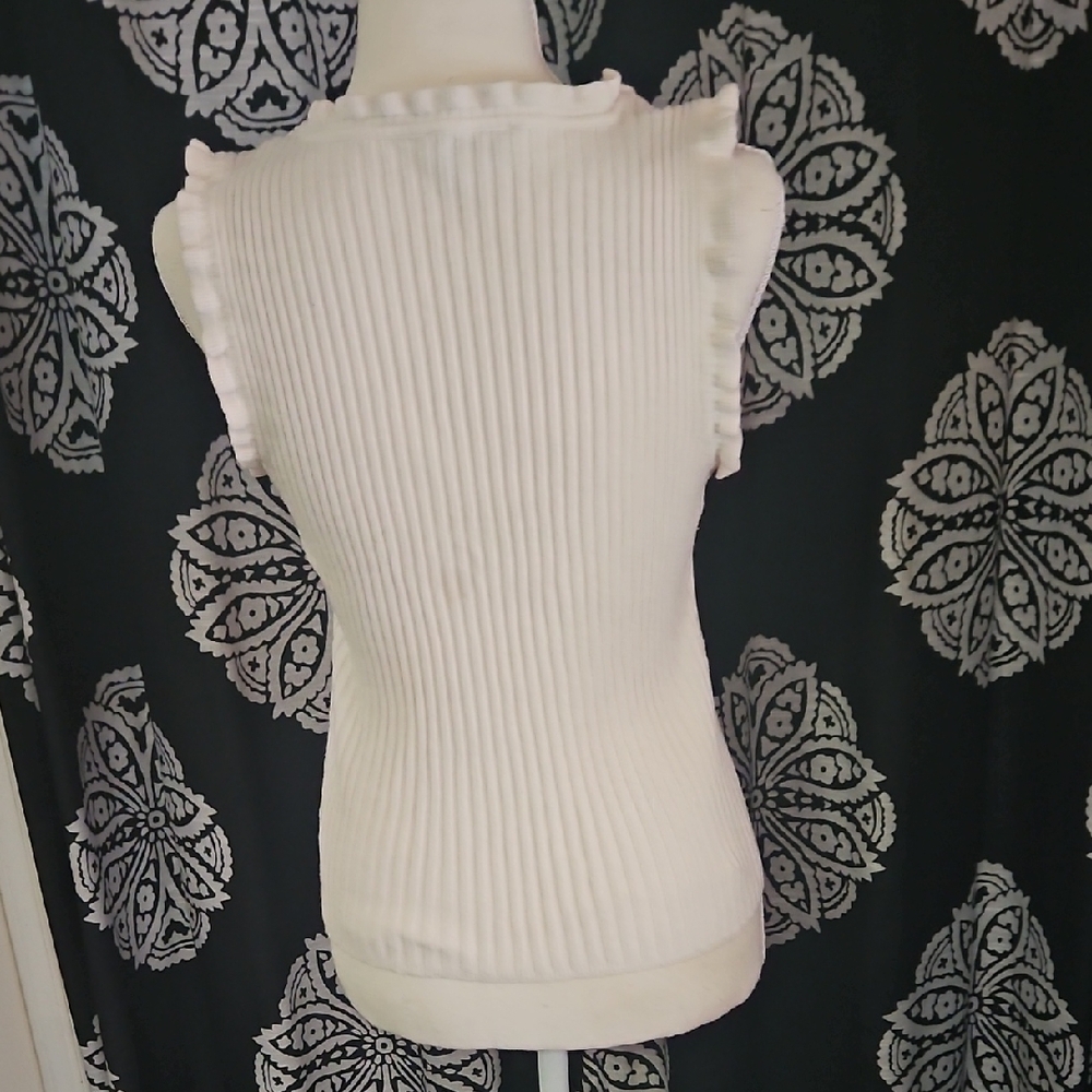 Gilli Cream Ribbed Ruffle Tank Top - Picture 4 of 8